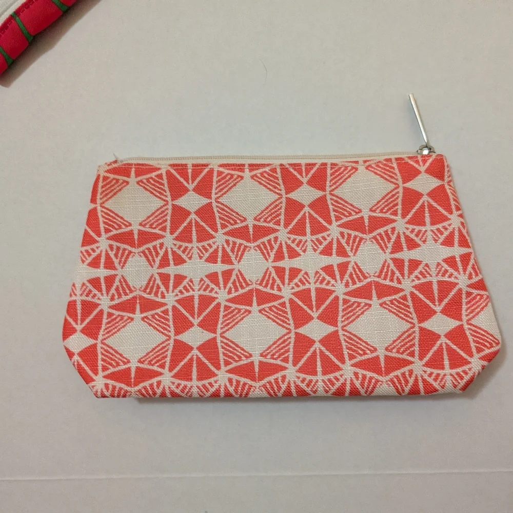 Cosmetic Bags Lot of 5 Clinique Ipsy Donald Jonathan Adler